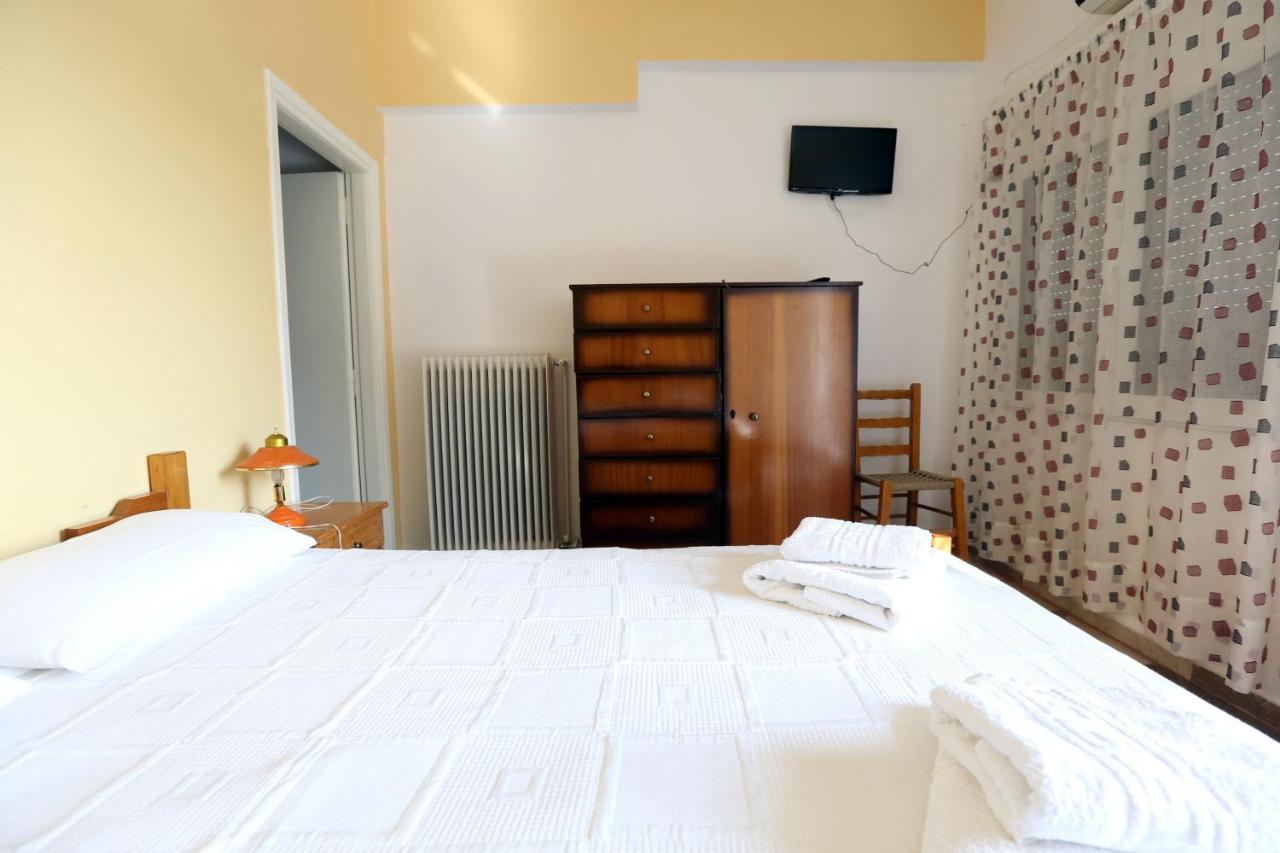 Maria Apartments Asíni Esterno foto